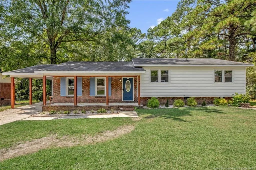 130 S Ingleside Drive, Fayetteville