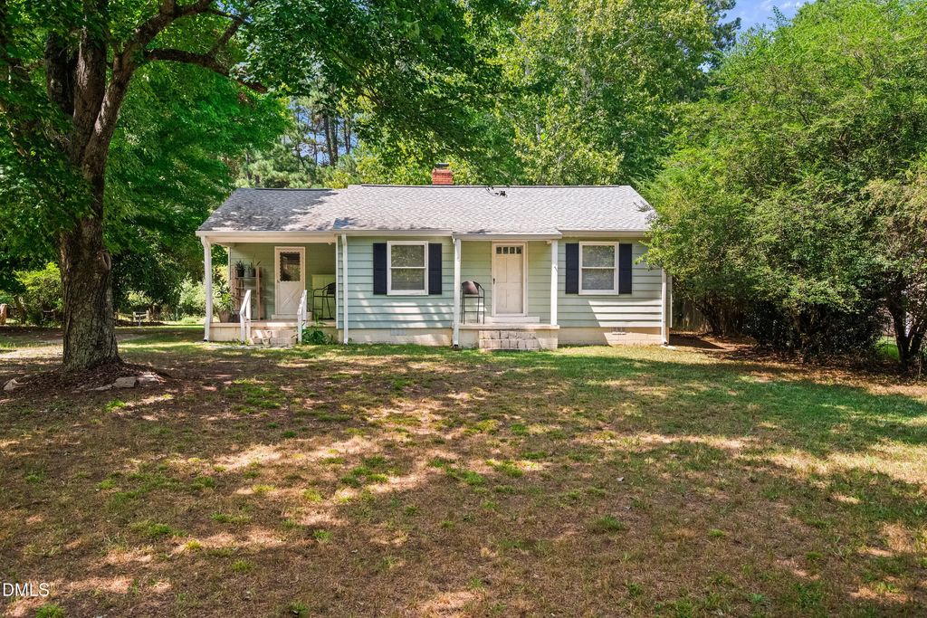 10721 Six Forks Road, Raleigh