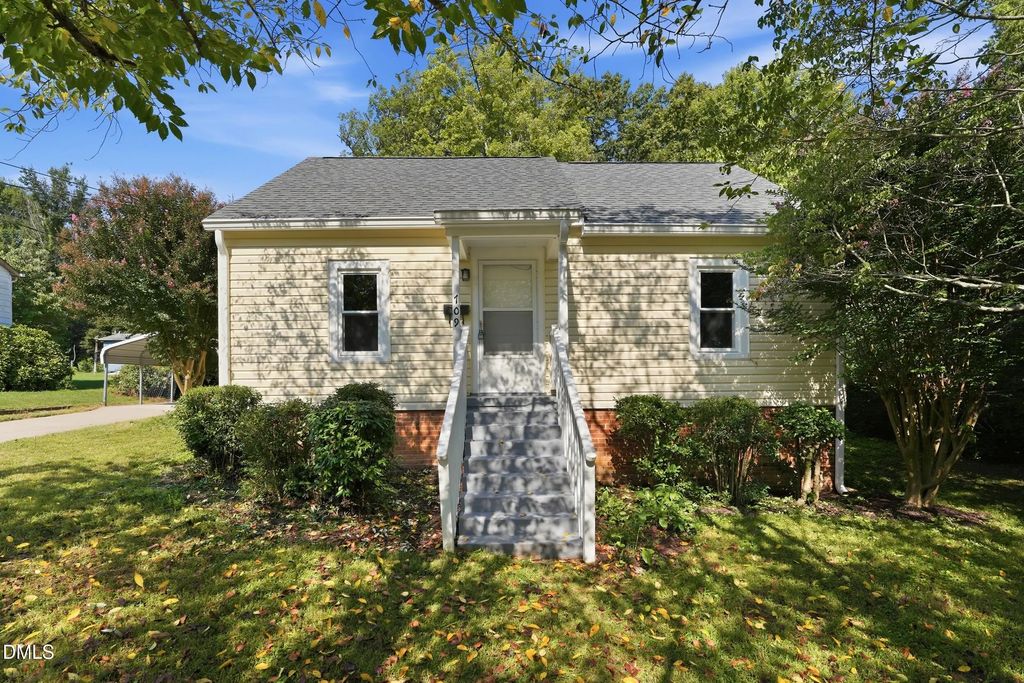 709 N Wilba Road, Mebane