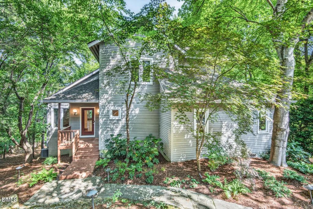 112 Rose Lane, Chapel Hill
