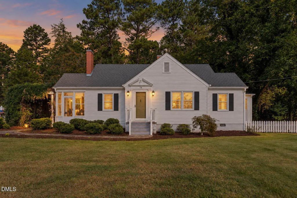 118 Shiney Rock Road, Clarksville