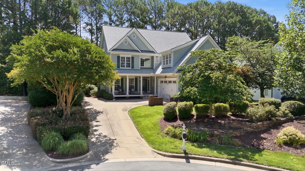 215 Lansbrooke Lane, Apex