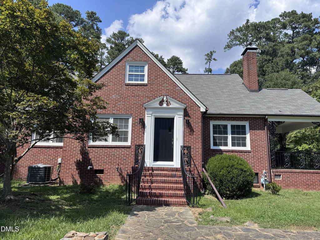 2720 University Drive, Durham