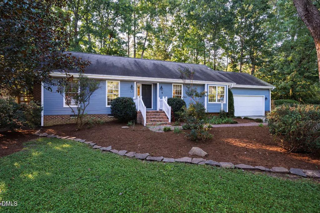 9 Edgestone Place, Chapel Hill