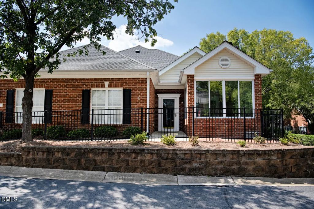 4713 Lewisham Court, Raleigh