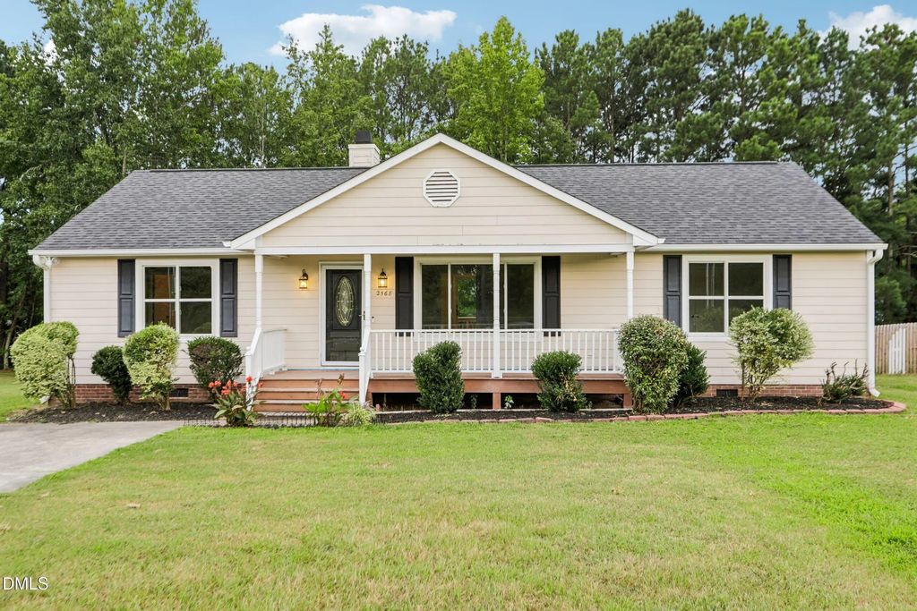 2568 Wilton Avenue, Creedmoor