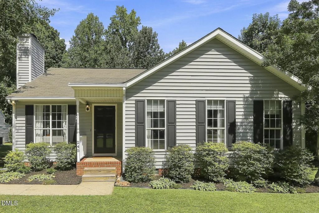 245 Steeple Road, Holly Springs