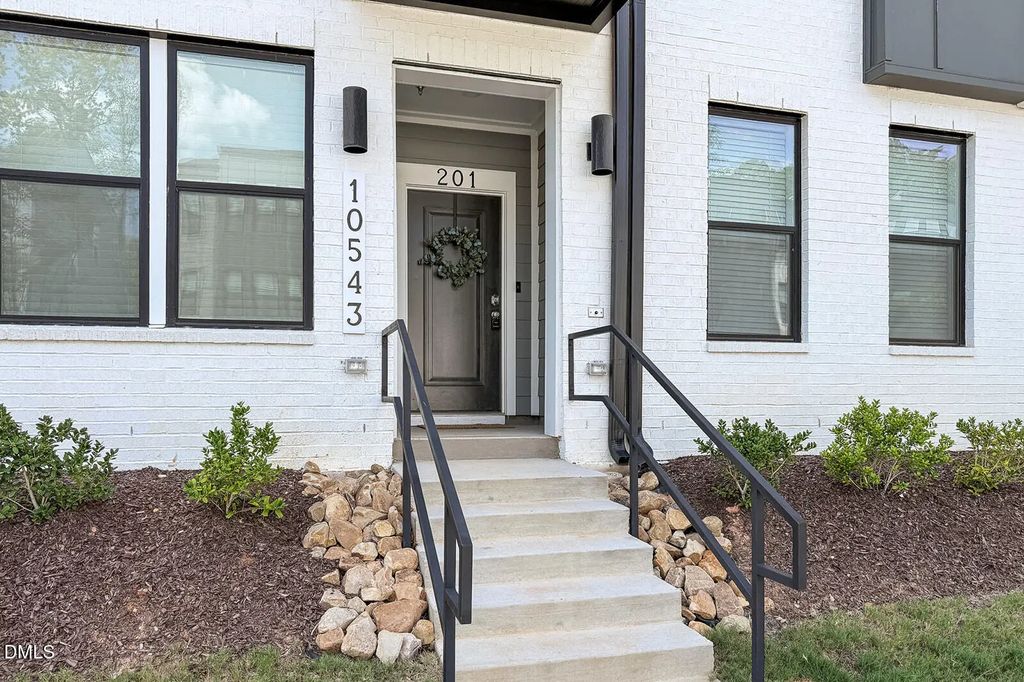 10543 Pleasant Branch Drive, Raleigh