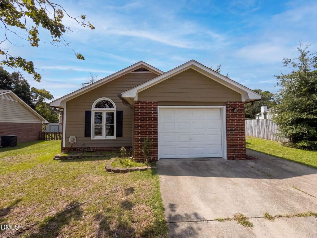 1710 Winnabow Drive, Fayetteville