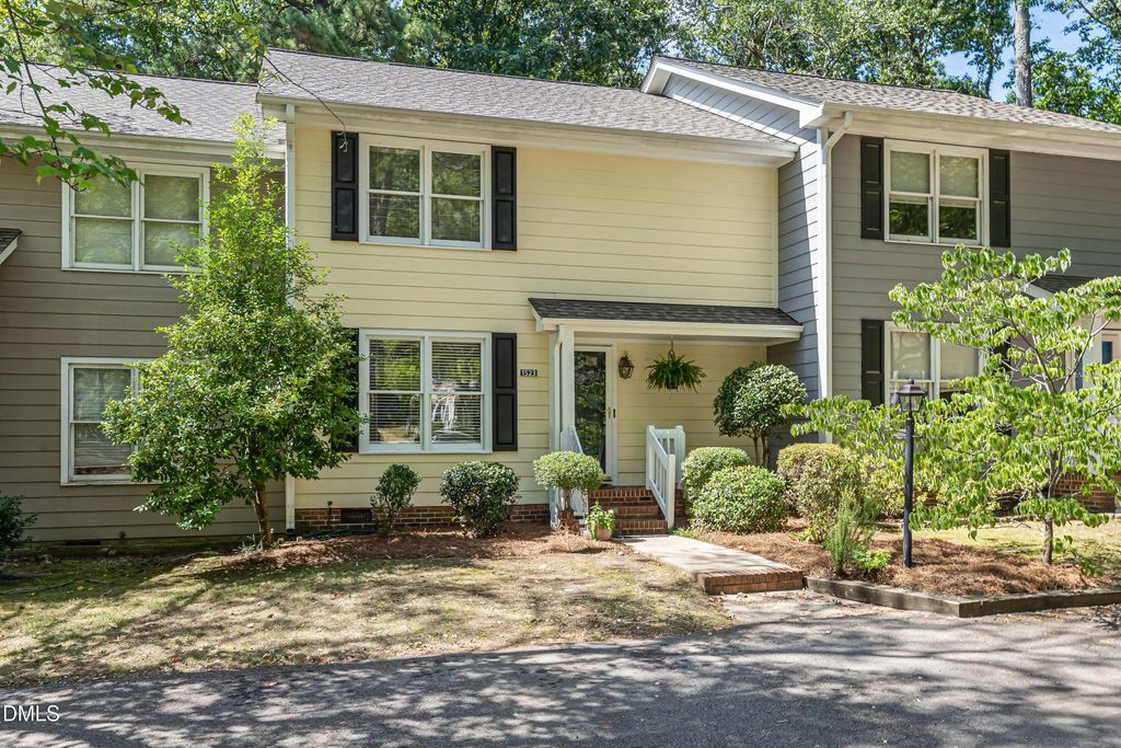1523 Woodcroft Drive, Raleigh