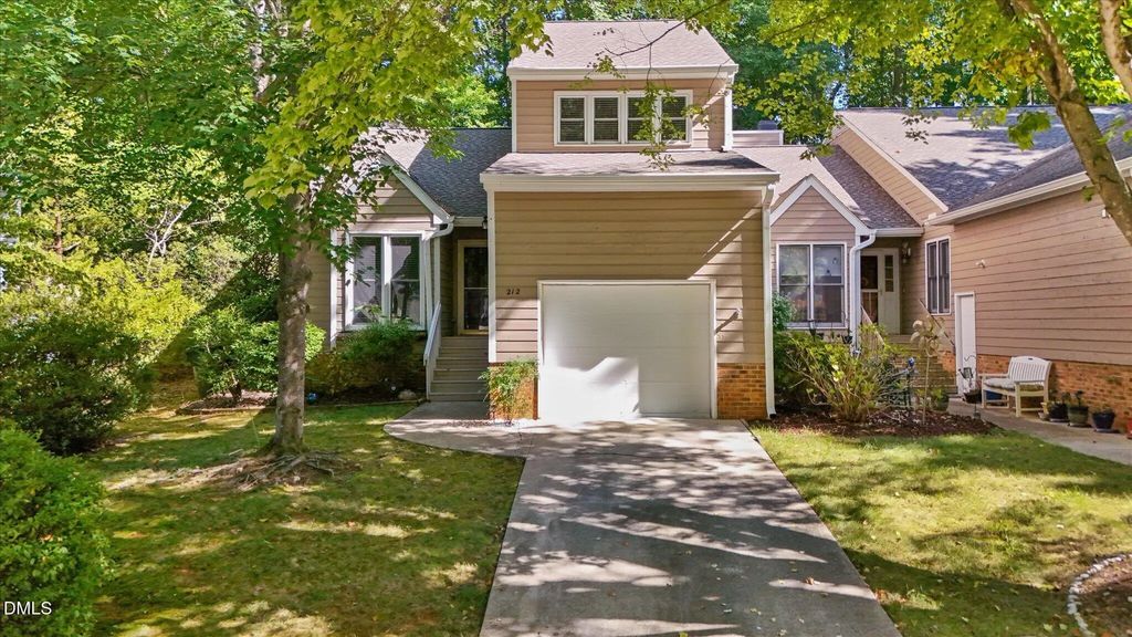 212 Chimney Rise Drive, Cary