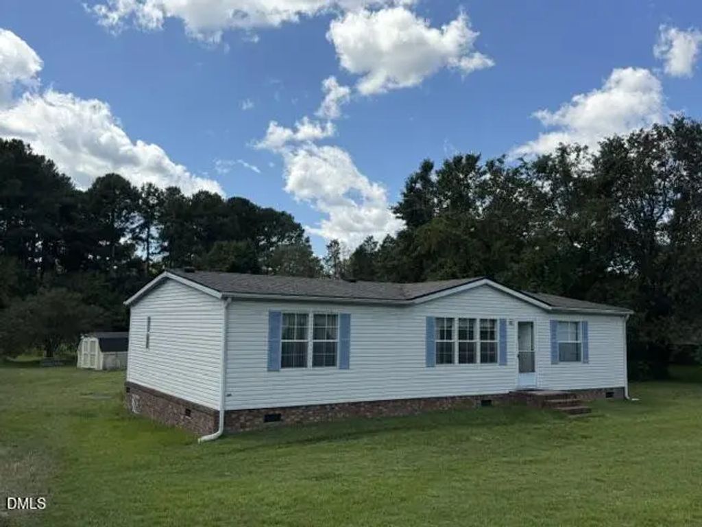 112 Julio Lane, Garner