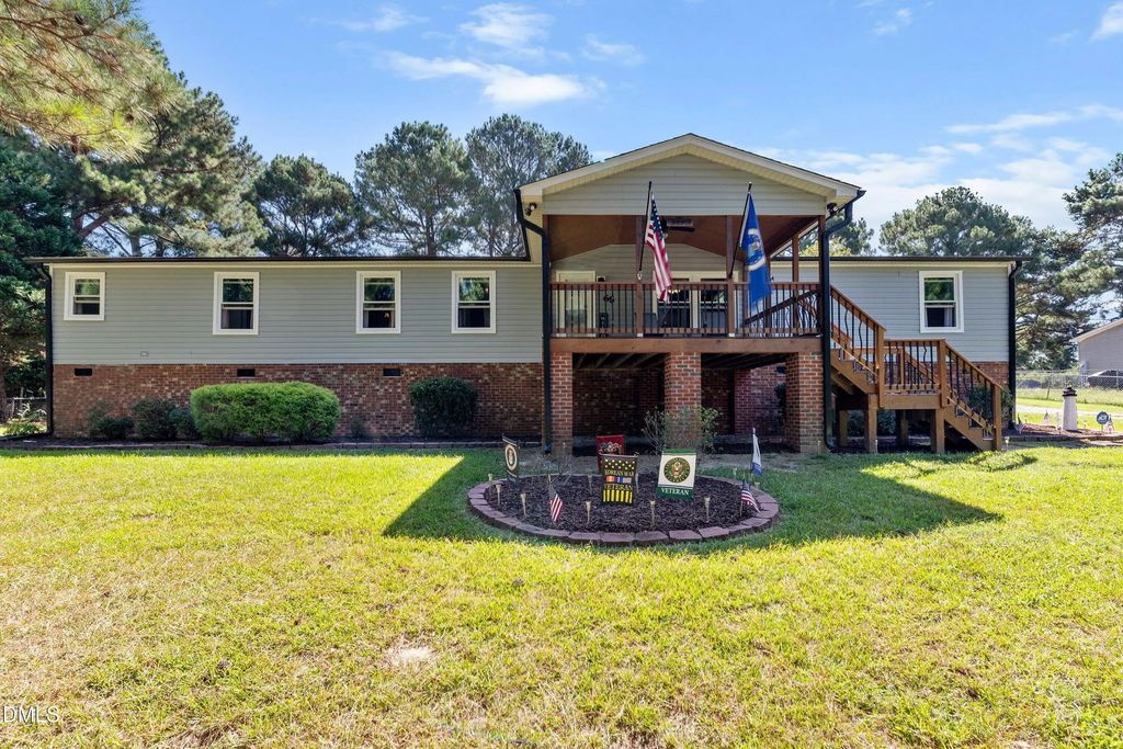 65 Loy Court, Fuquay Varina