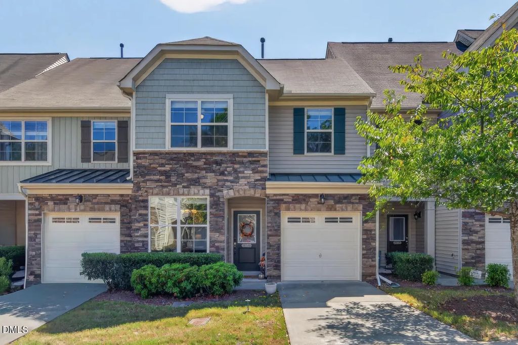 106 Salmon River Drive, Durham