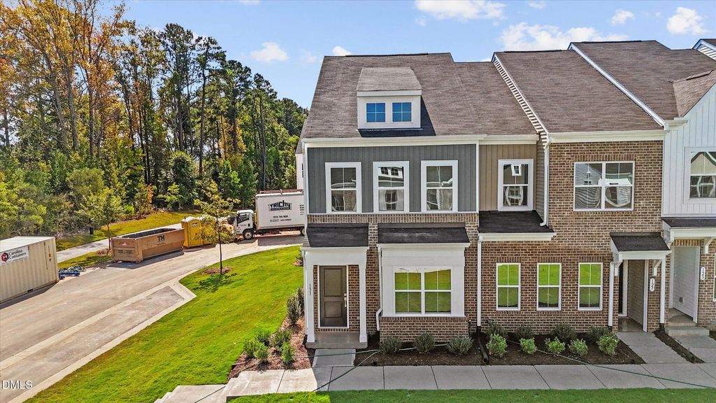 131 Wood Aster Way 296, Garner