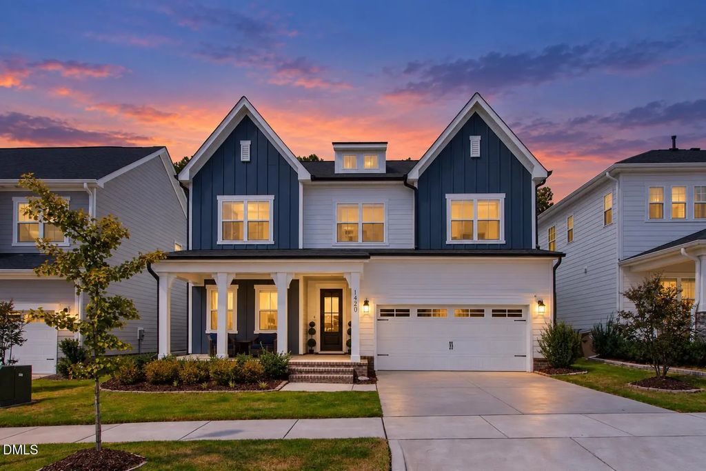 1420 Holding Village Way, Wake Forest
