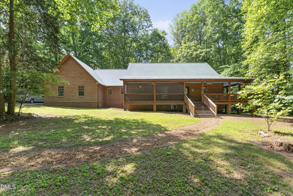 263 Pointe Mayo Drive, Roxboro