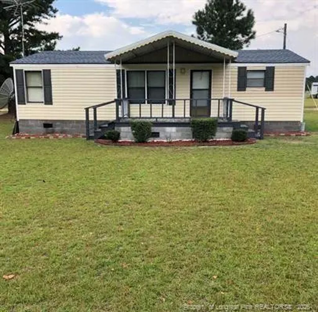 102 Singletary Street, Raeford