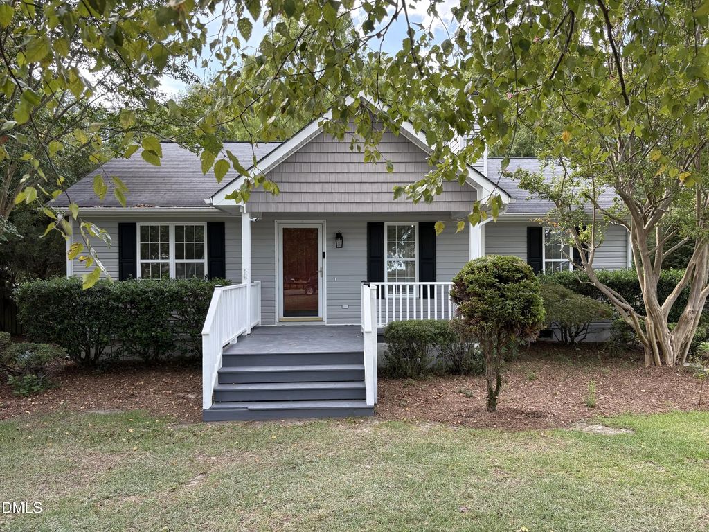 170 Scotts Creek Run, Angier