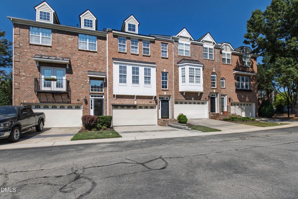3023 Imperial Oaks Drive, Raleigh