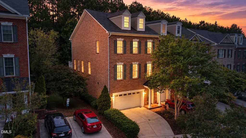 351 Bridgegate Drive, Cary