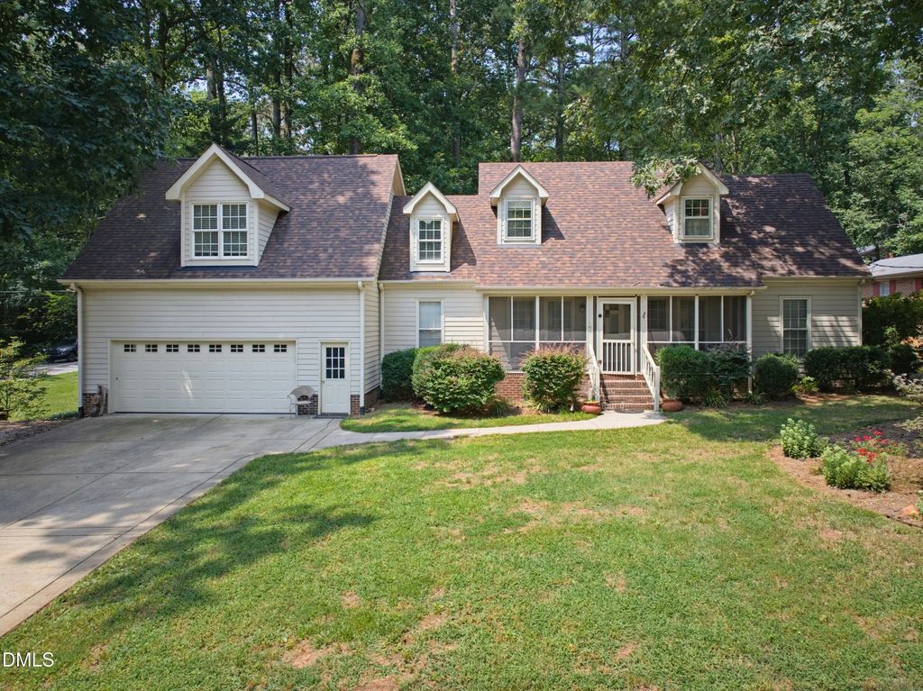 101 Oakwood Drive, Wake Forest