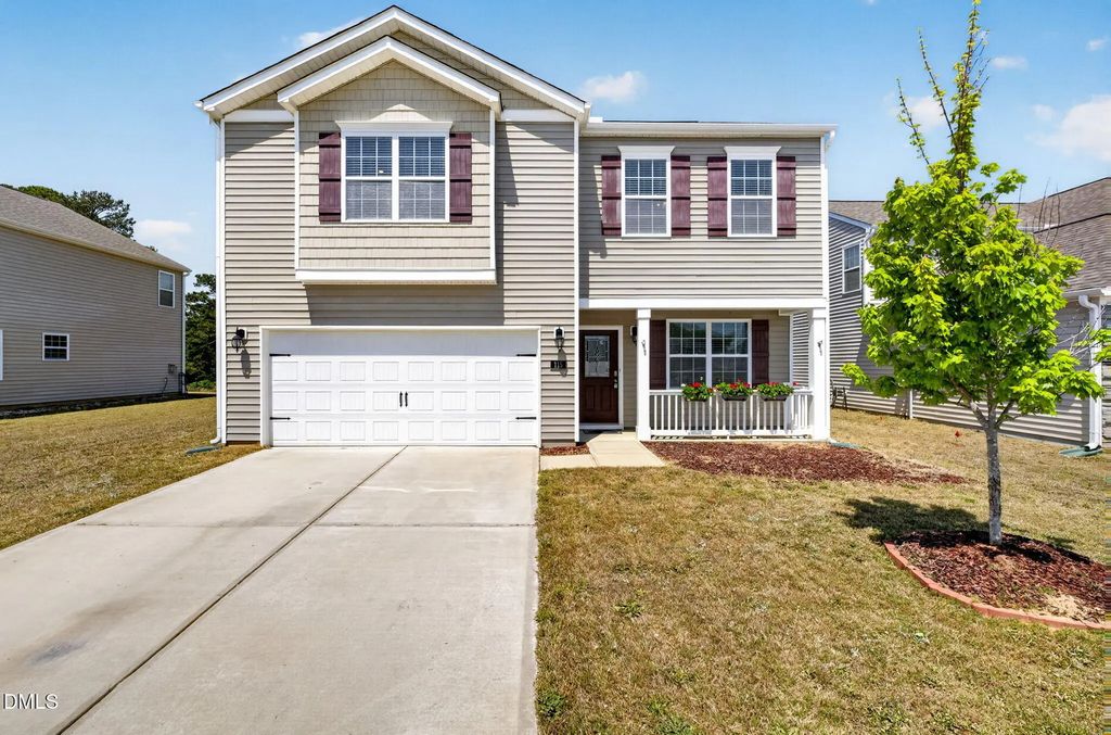 115 Rivercamp Street, Clayton