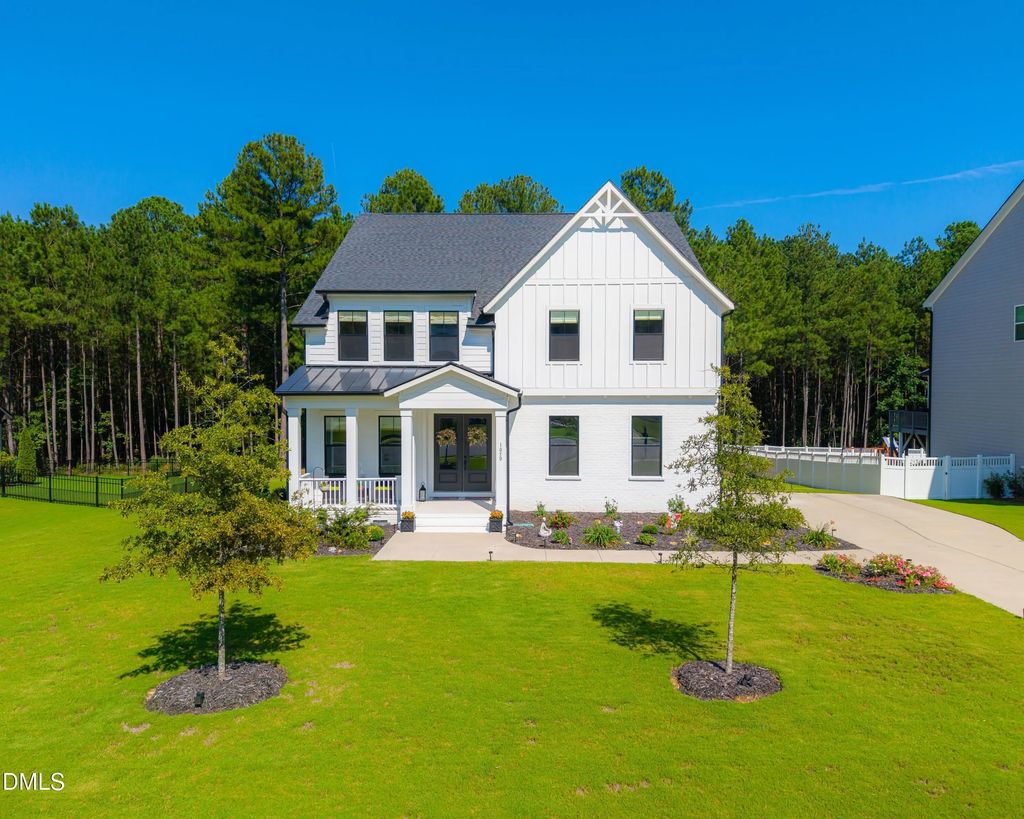 1050 The Parks Drive, Pittsboro