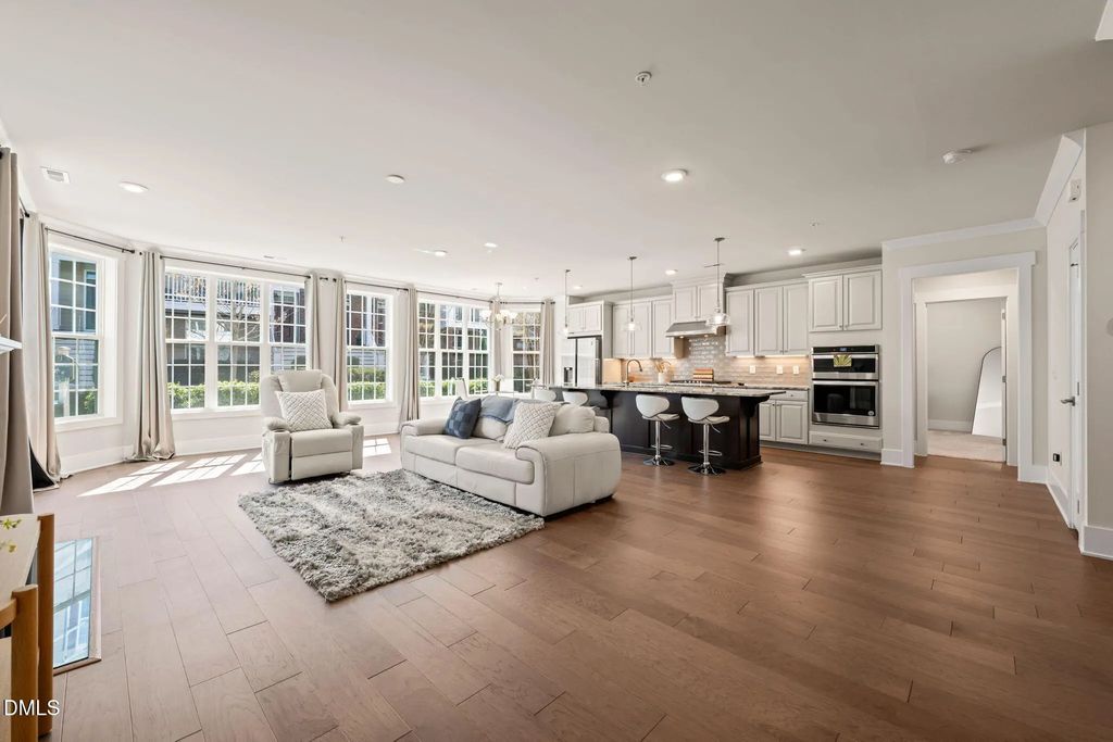 10320 Sablewood Drive, Raleigh