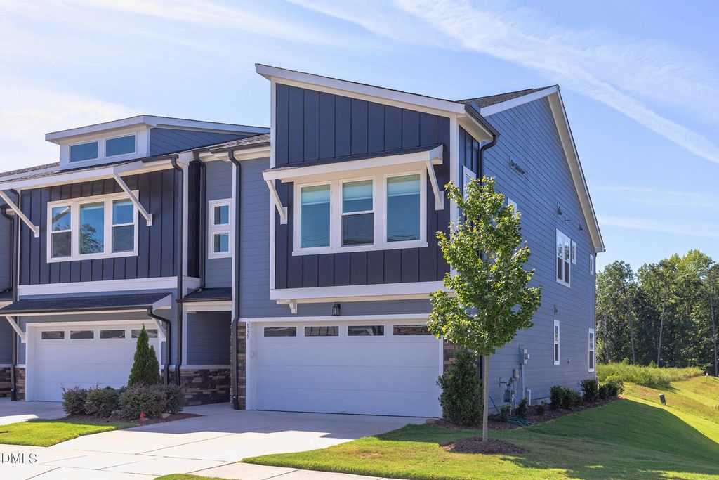 135 Deardom Way, Chapel Hill