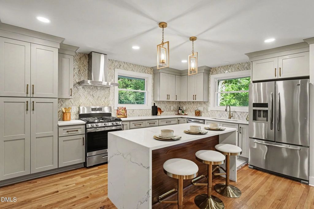 2519 Chapel Hill Road, Durham