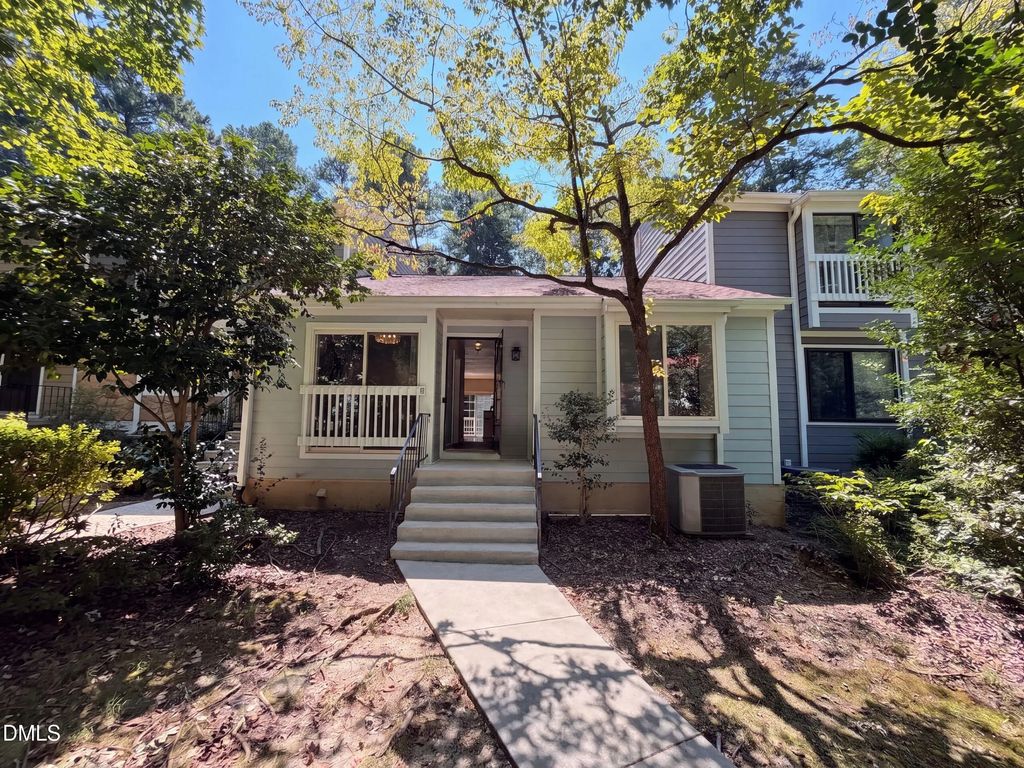 704 Green Ridge Drive, Raleigh