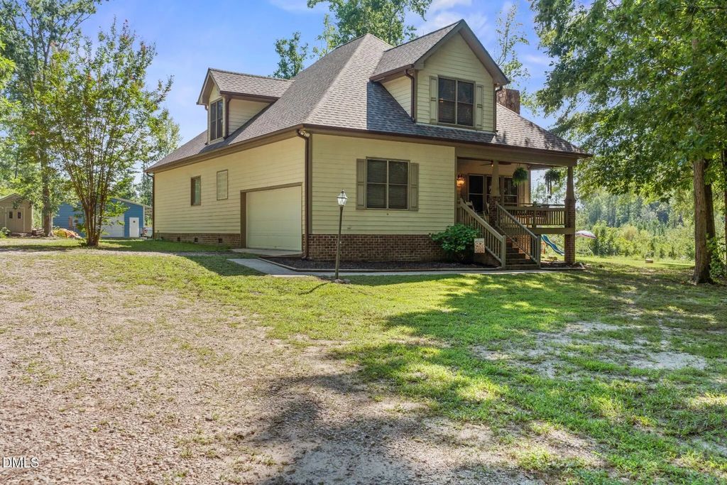 1025 Lake Shore Drive, Wendell