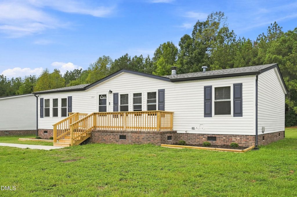 182 Wendover Lane, Roanoke Rapids