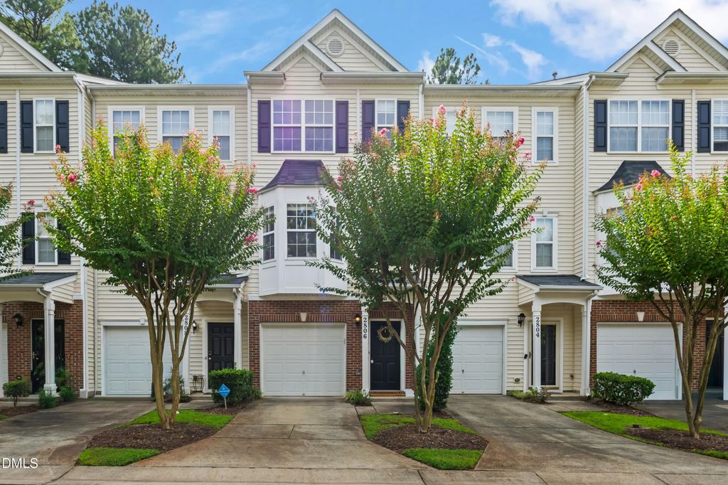 2806 Wyntercrest Lane, Durham