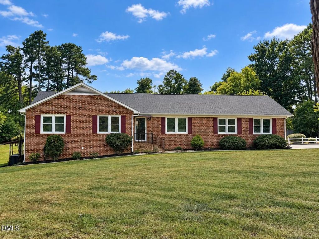 532 Edwin Court, Roxboro
