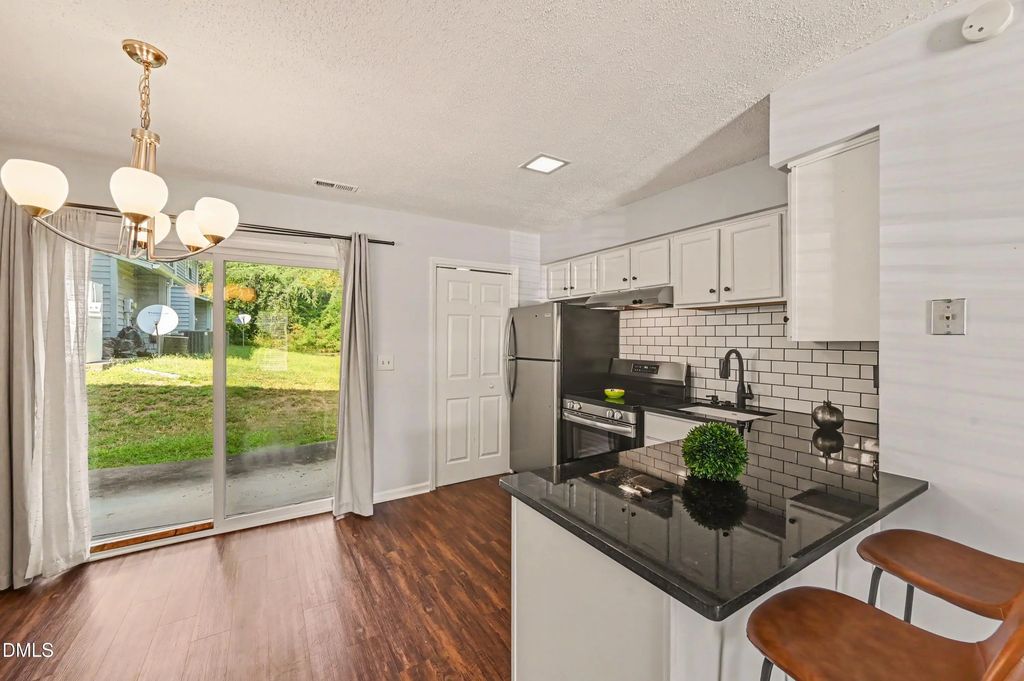 105 Chaucer  Court, Carrboro