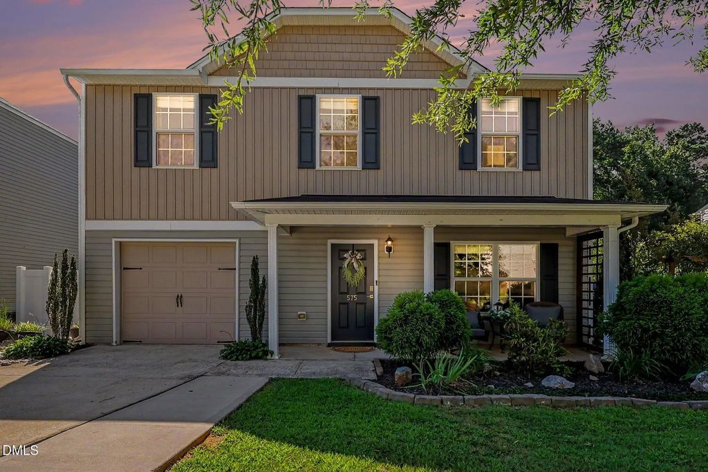 575 Randolph Drive, Clayton