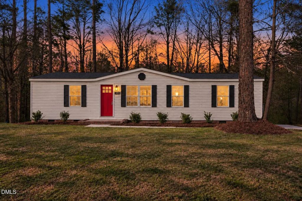 493 Winding Ridge, Sanford