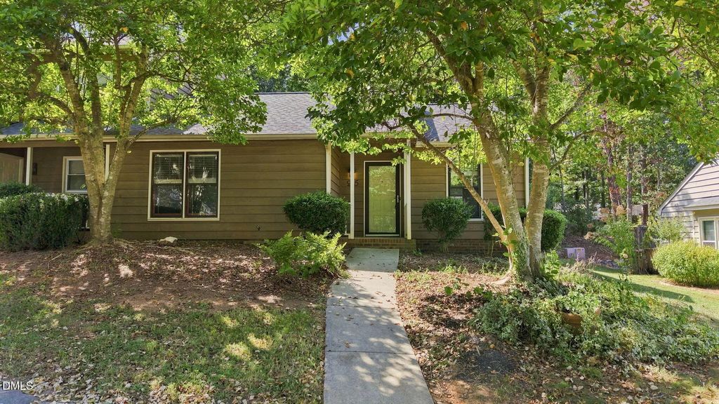 215 Applecross Drive, Cary