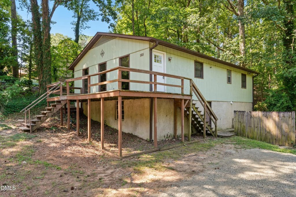 925 Fleming Drive, Durham