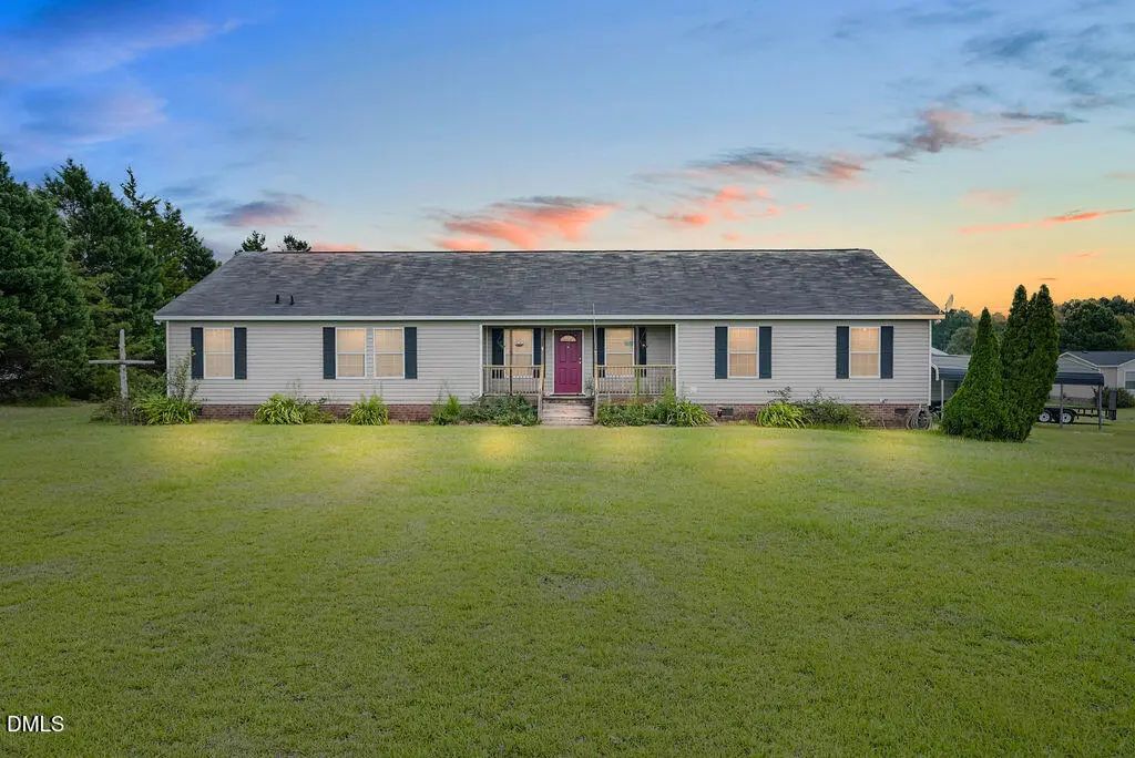 412 Joe Collins Road, Lillington