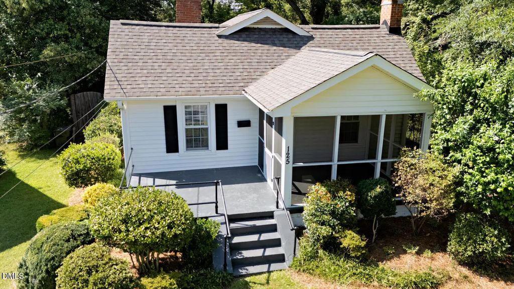 125 Tarpley Street, Burlington