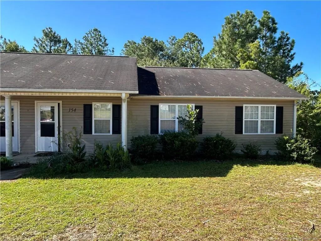 154 Glenn Brooke Lane, Raeford