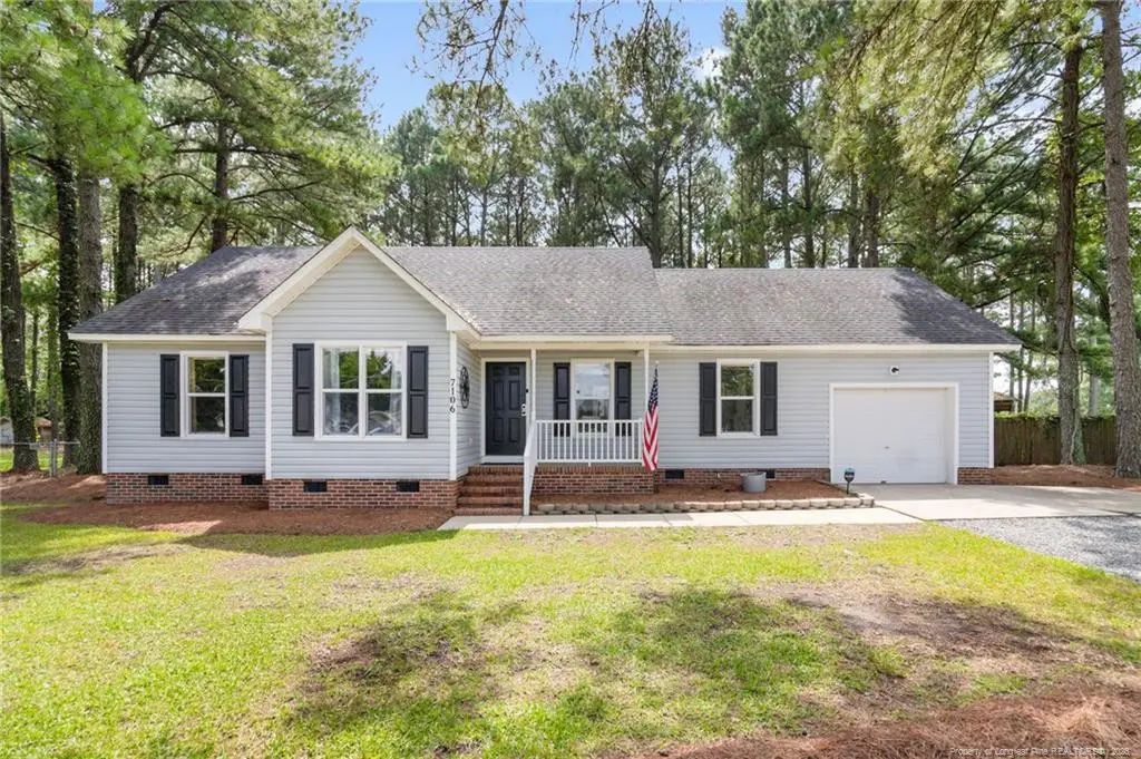 7106 Rockfish Road, Raeford