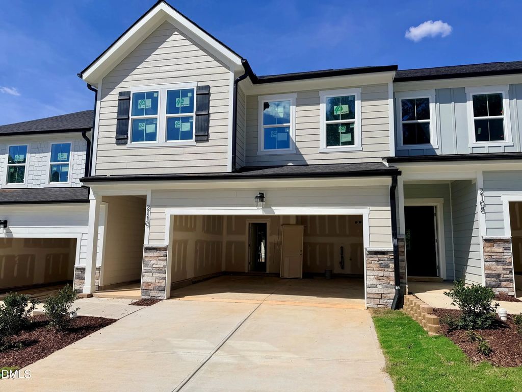 2110 Shaded Knoll Road, Cary