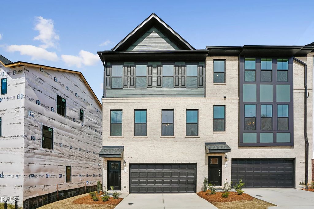 129 Midtown Rows Way, Fuquay Varina