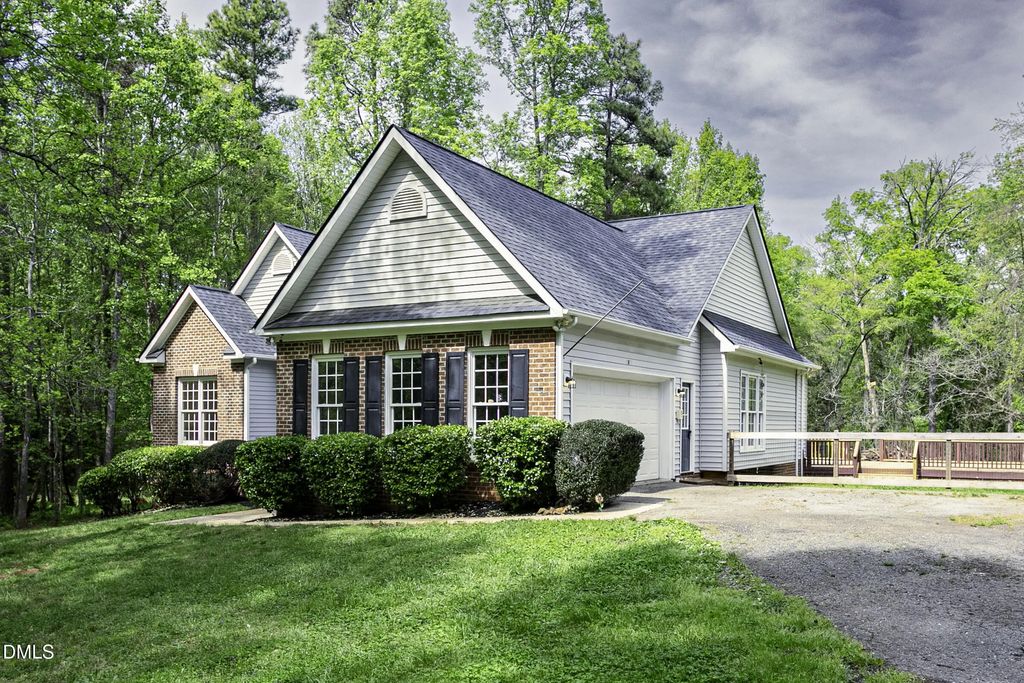 2804 Gaya Court, Hillsborough