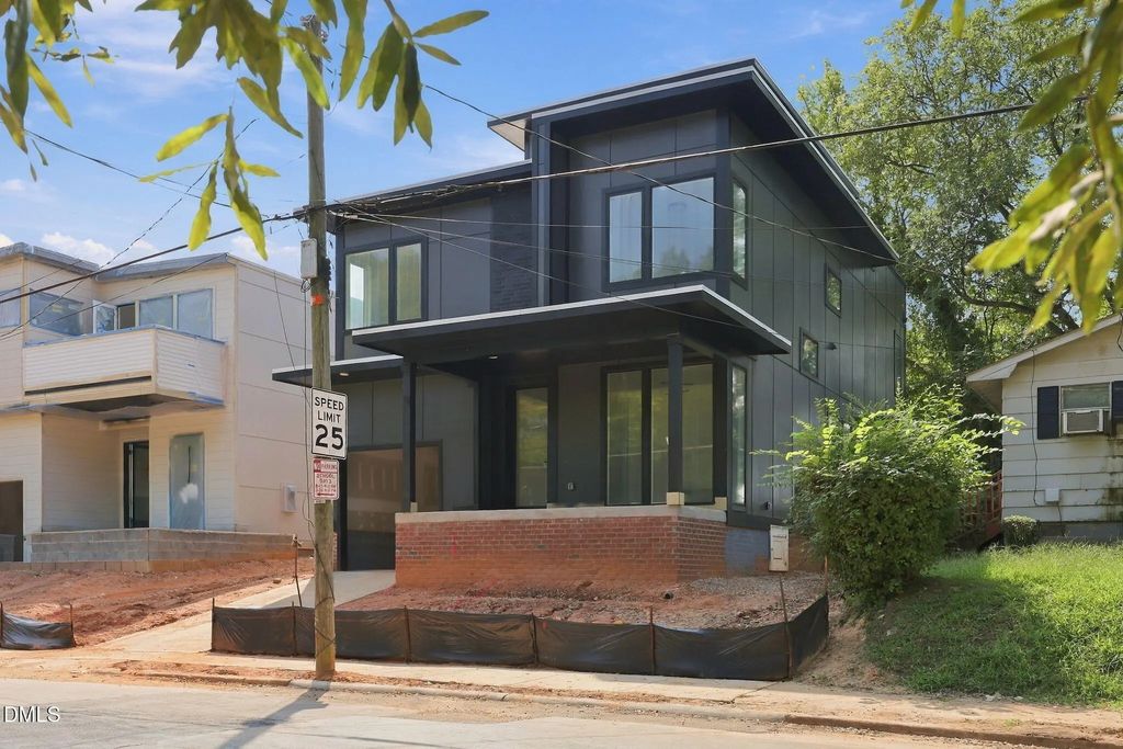 814 E Davie Street, Raleigh