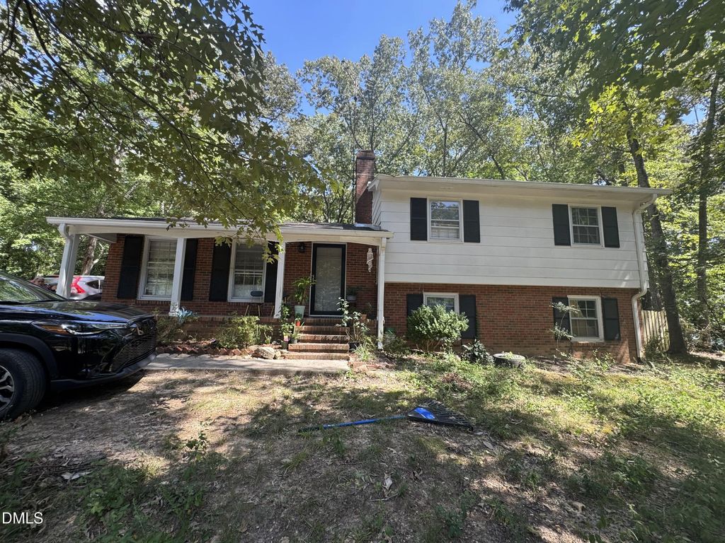 625 Tinkerbell Road, Chapel Hill